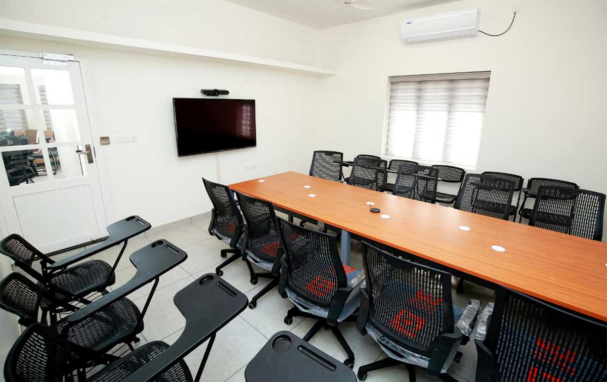 Coworking Space In Kuravankonam BI302