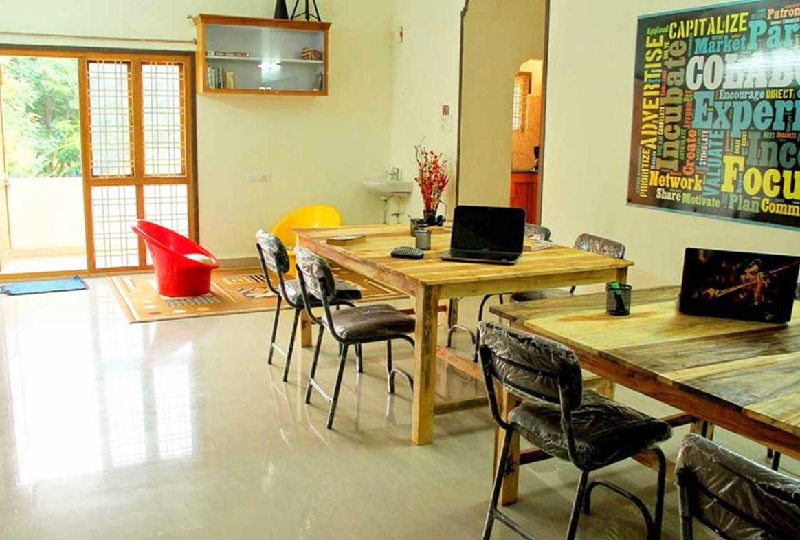 Coworking Space in Hi-Tec City BI120