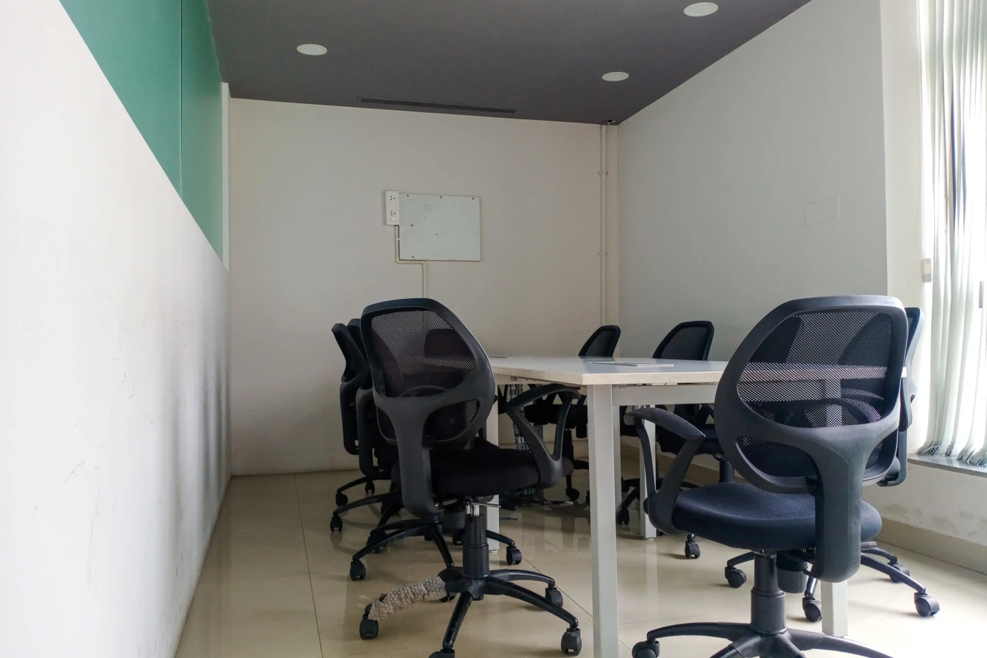 Coworking Space in Sector-5 BI377 BI377