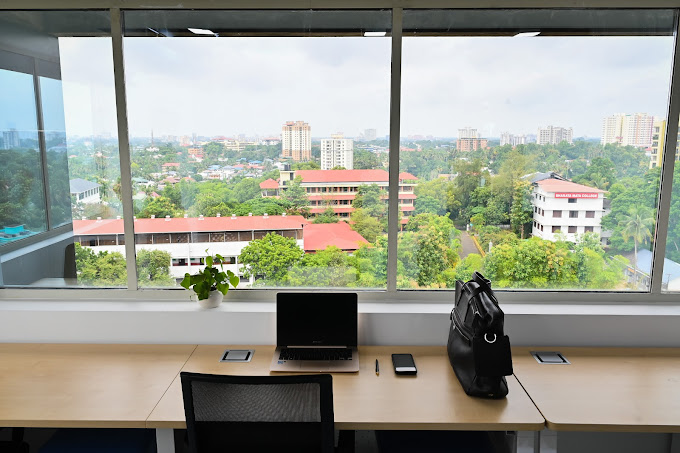 Coworking Space In Kakkanad BI552