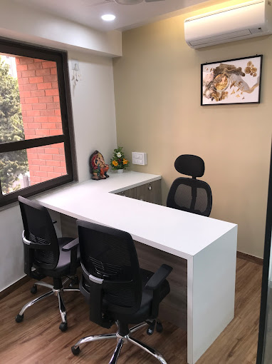 Coworking Space In Satellite BI573