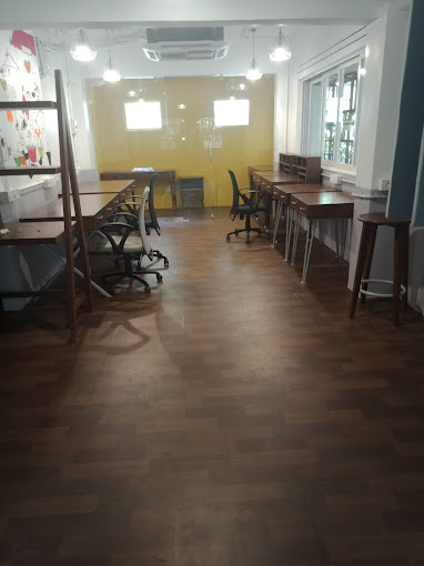 Coworking Space In Bandra West BI596