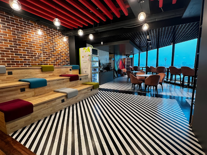 Coworking Space In MG Road in Platina Towers BI622