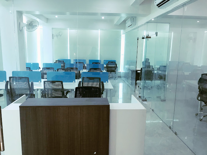 Coworking Space In Gomti Nagar BI651