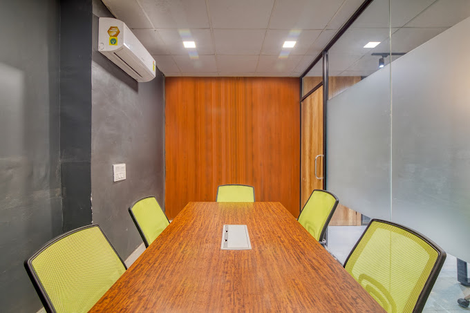 Coworking Space in Jhandewalan BI676 BI676