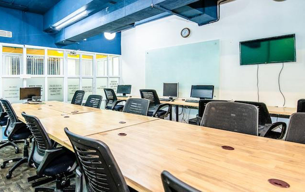 Coworking Space In Indiranagar BI693