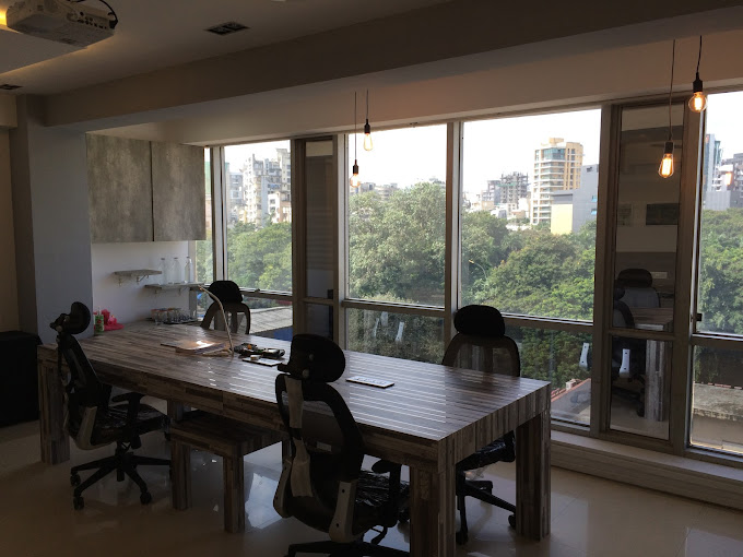 Coworking Space in Khar BI725 BI725