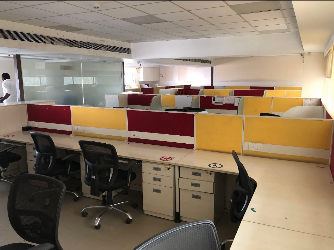 Commercial Office In Naranpura Ahmadabad BI1086